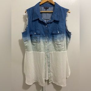 🌼$20🌼 Preloved City Chic Ombre Denim Sleeveless Shirt Size:L